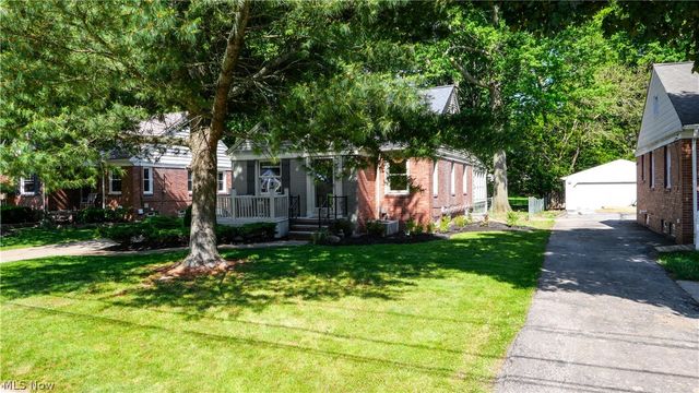 2771 W 230th Street, North Olmsted, OH 44070