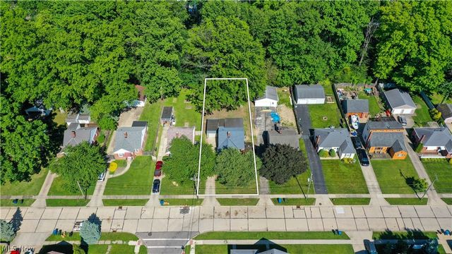 2771 W 230th Street, North Olmsted, OH 44070