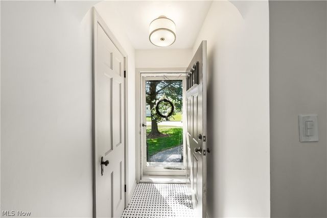 2771 W 230th Street, North Olmsted, OH 44070