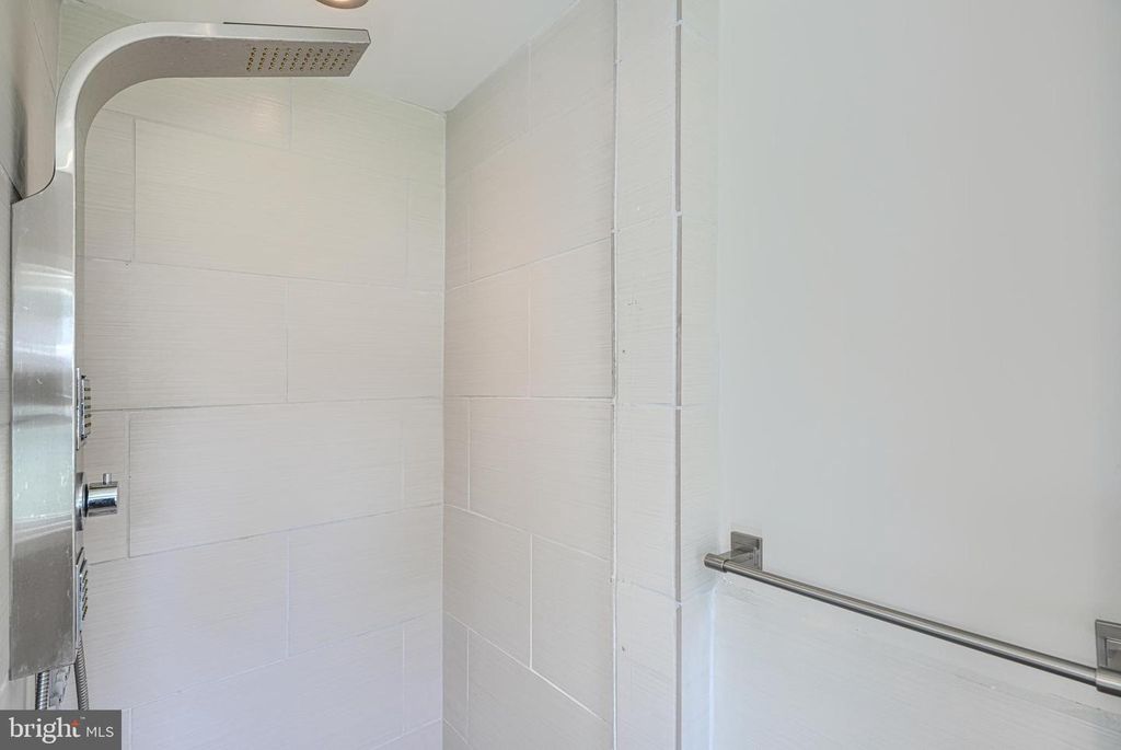 Image 23 of property listing at 2003 ENGLEWOOD AVE, Baltimore, MD 21207
