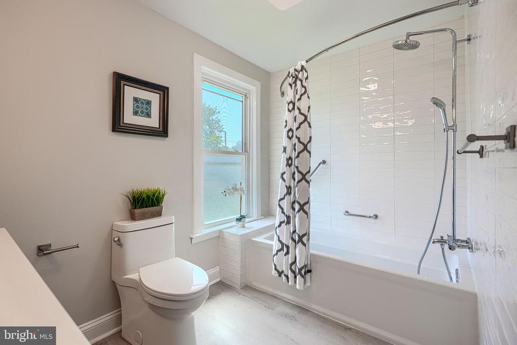 Image 31 of property listing at 2003 ENGLEWOOD AVE, Baltimore, MD 21207
