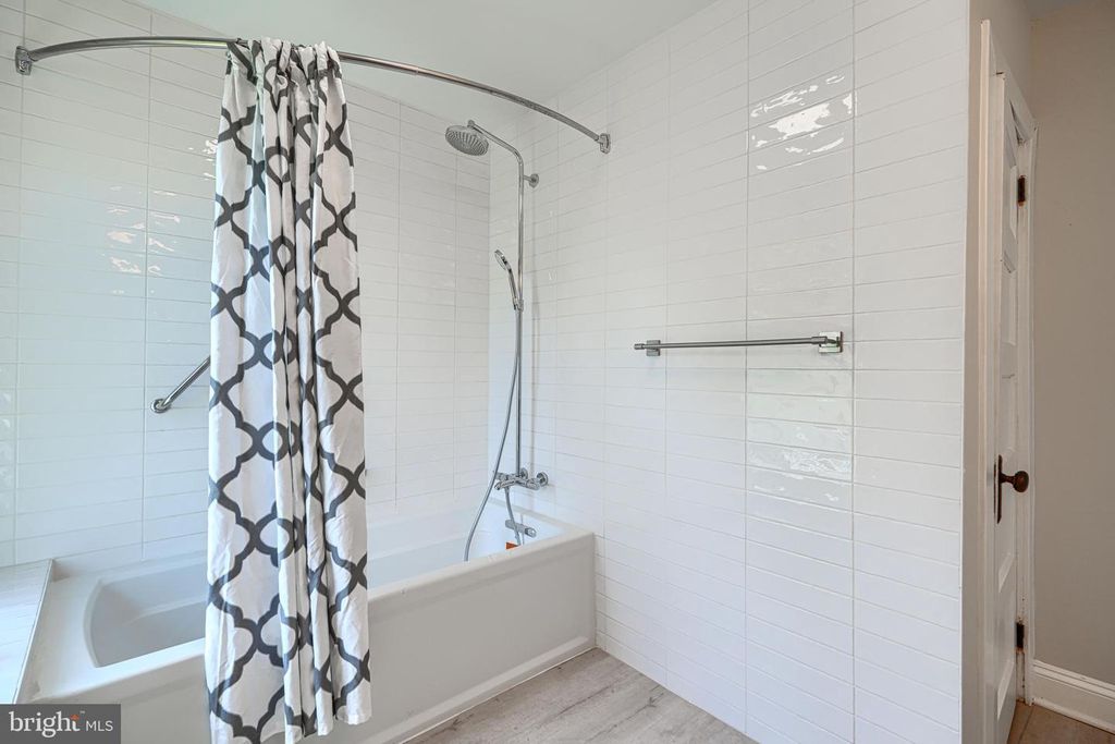 Image 32 of property listing at 2003 ENGLEWOOD AVE, Baltimore, MD 21207