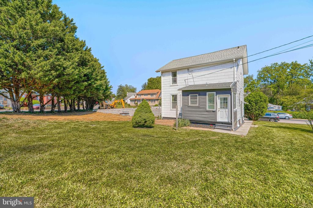 Image 42 of property listing at 2003 ENGLEWOOD AVE, Baltimore, MD 21207