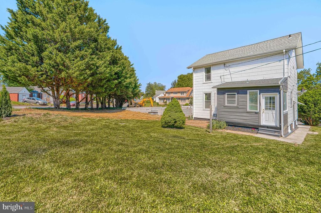 Image 43 of property listing at 2003 ENGLEWOOD AVE, Baltimore, MD 21207