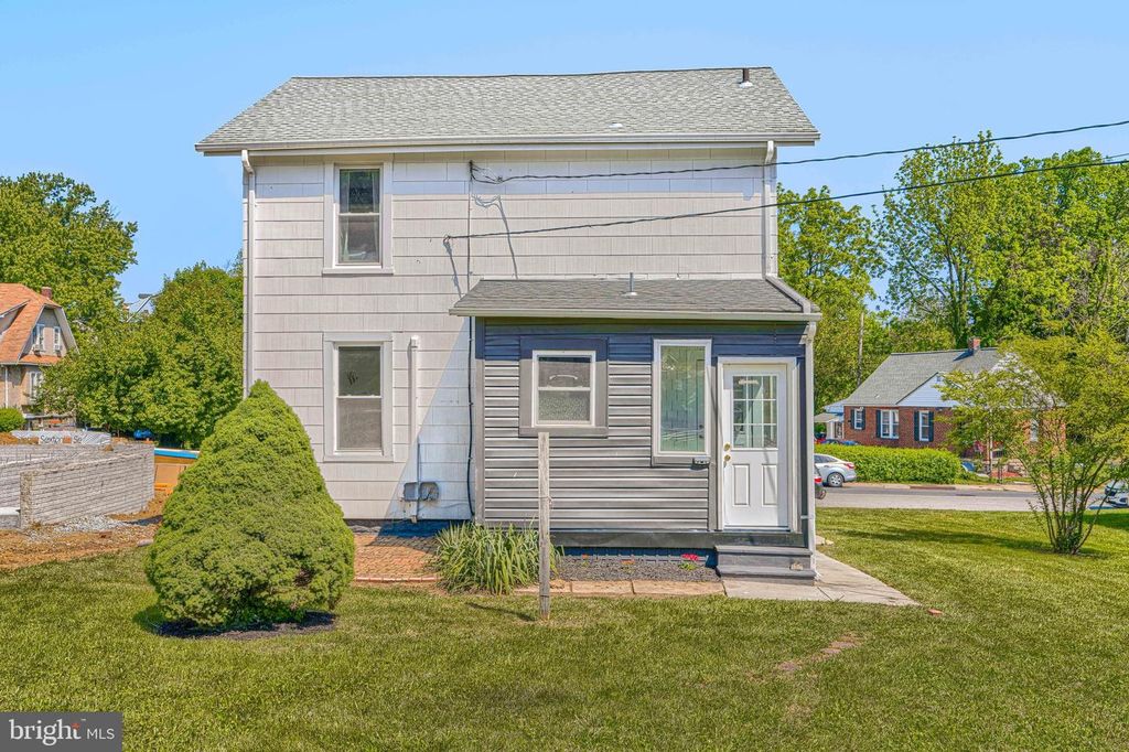 Image 45 of property listing at 2003 ENGLEWOOD AVE, Baltimore, MD 21207