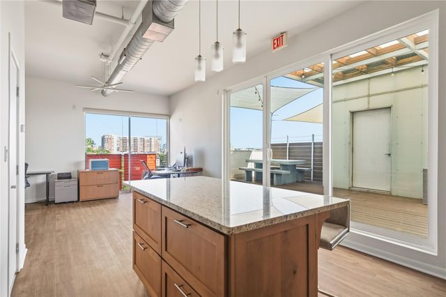1200 E 11th ST 402, Austin, TX 78702