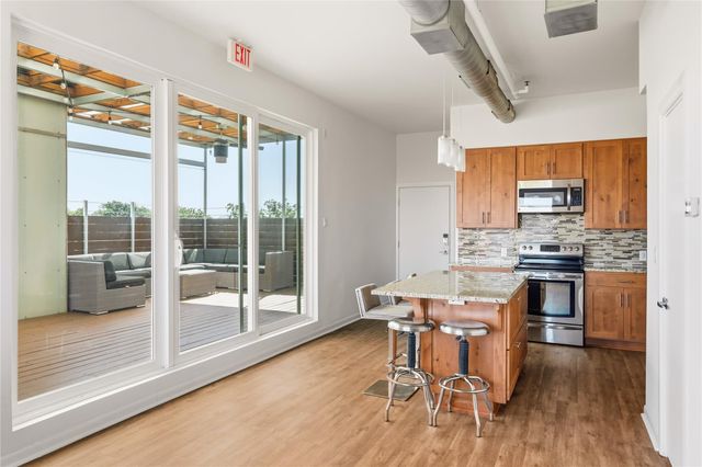 1200 E 11th ST 402, Austin, TX 78702