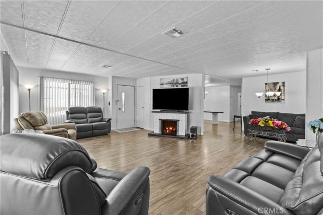 4000 Pierce 132, Riverside, CA 92505