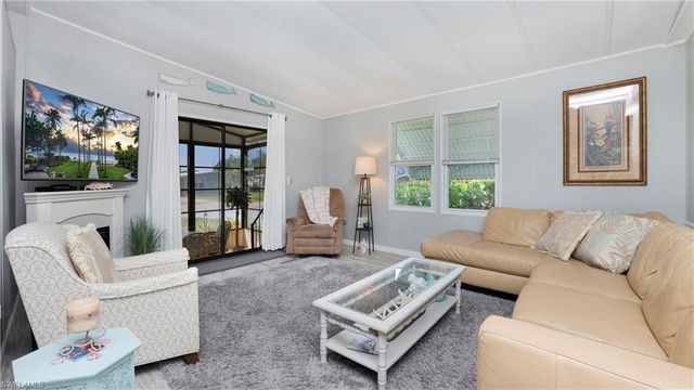 101 PINE KEY LN, Naples, FL 34114