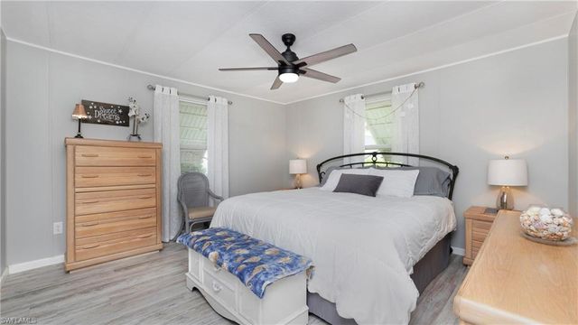 101 PINE KEY LN, Naples, FL 34114