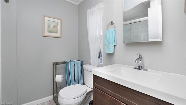 101 PINE KEY LN, Naples, FL 34114