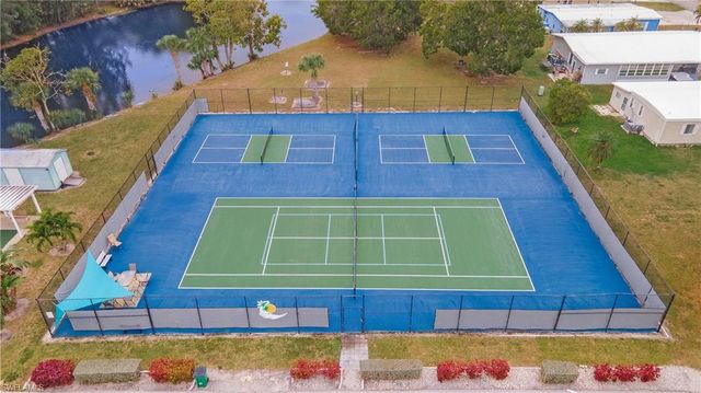 101 PINE KEY LN, Naples, FL 34114