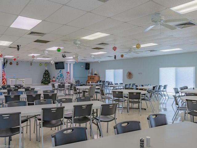 101 PINE KEY LN, Naples, FL 34114