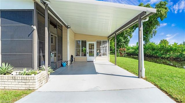 101 PINE KEY LN, Naples, FL 34114