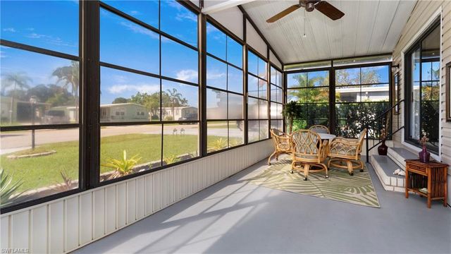 101 PINE KEY LN, Naples, FL 34114