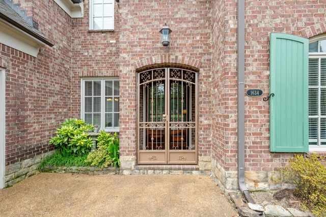 1634 LAUREL KNOLL CIR, Germantown, TN 38139
