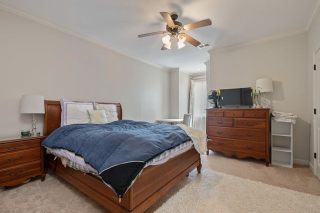 1634 LAUREL KNOLL CIR, Germantown, TN 38139