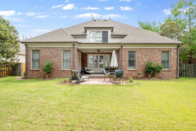 1634 LAUREL KNOLL CIR, Germantown, TN 38139