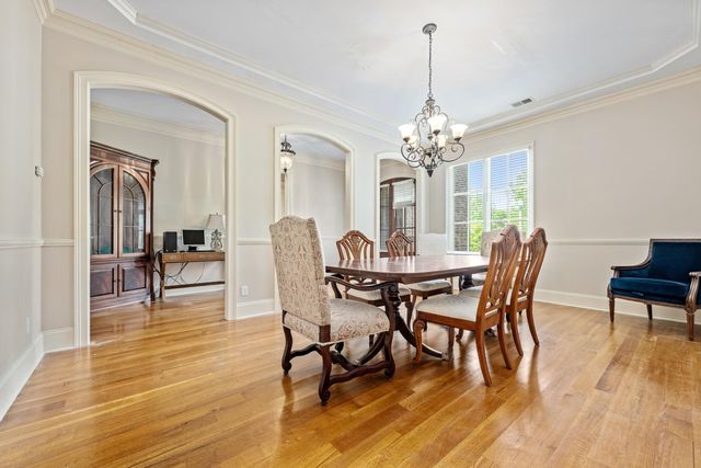 1634 LAUREL KNOLL CIR, Germantown, TN 38139