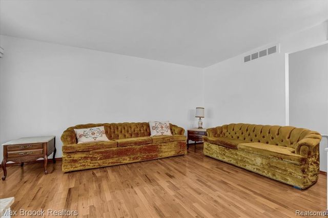 35656 Saxony Drive, Sterling Heights, MI 48310