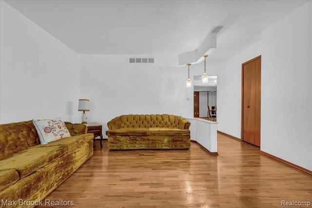 35656 Saxony Drive, Sterling Heights, MI 48310