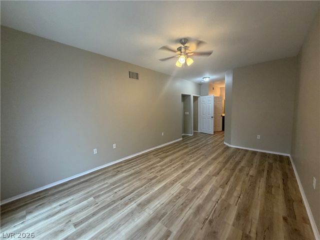 9303 GILCREASE Avenue 1250, Las Vegas, NV 89149