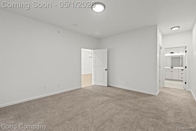 602 Pointe Drive, Walled Lake, MI 48390