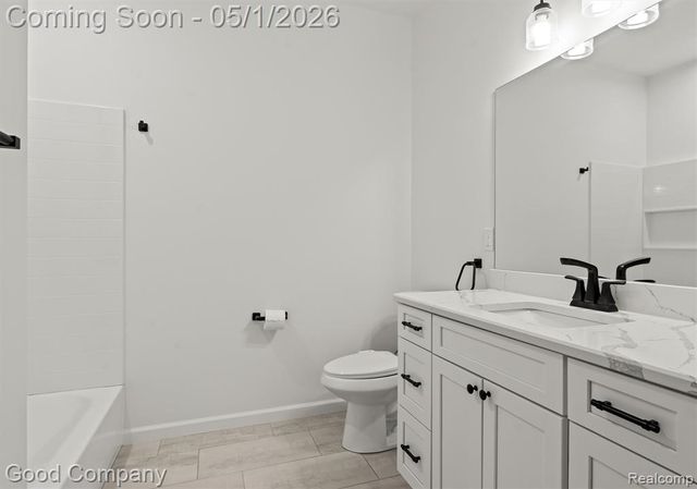 602 Pointe Drive, Walled Lake, MI 48390