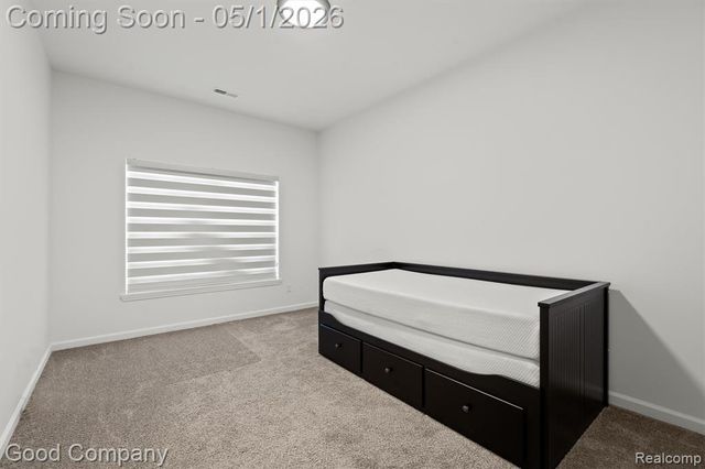 602 Pointe Drive, Walled Lake, MI 48390