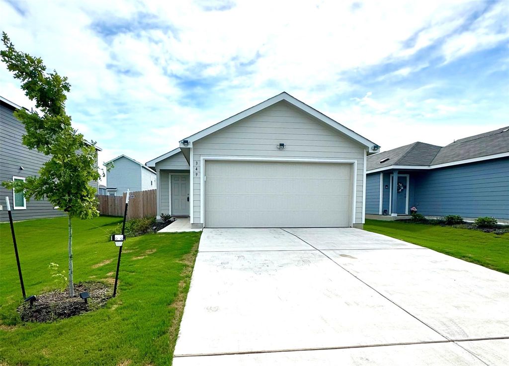 349 Marty Allen LOOP, Jarrell, TX 76537