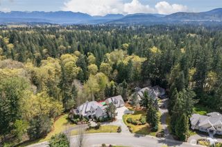 818 Windsor Drive SE, Sammamish, WA 98074
