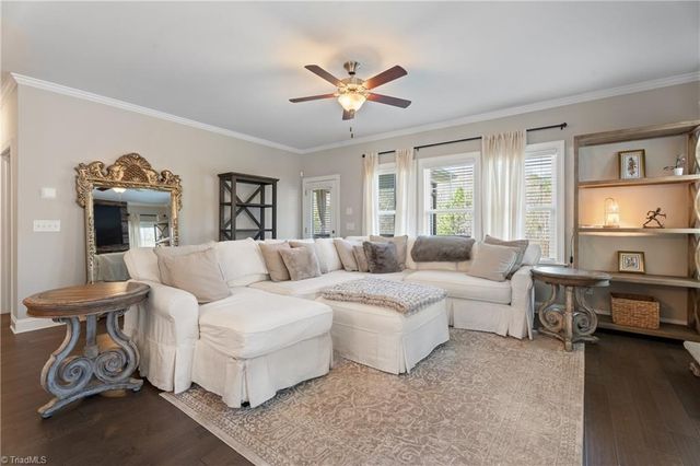 633 Ryder Cup Lane, Clemmons, NC 27012