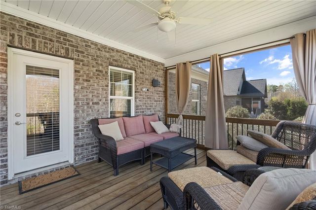 633 Ryder Cup Lane, Clemmons, NC 27012