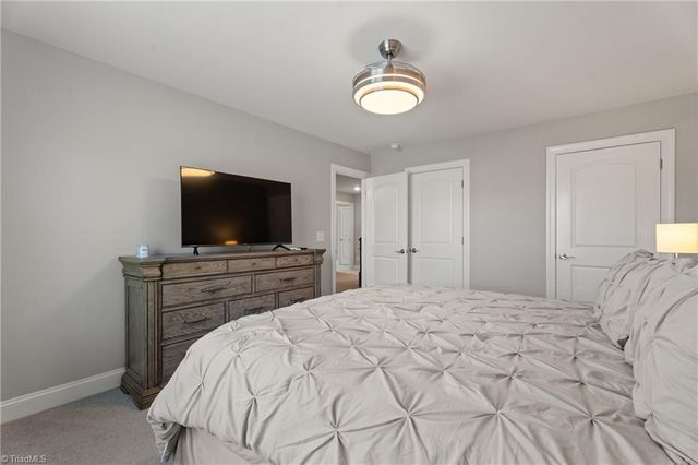 633 Ryder Cup Lane, Clemmons, NC 27012