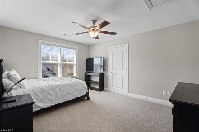 633 Ryder Cup Lane, Clemmons, NC 27012