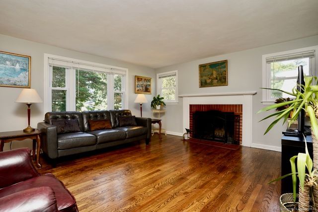 90 Cedar Lane, Cheshire, CT 06410