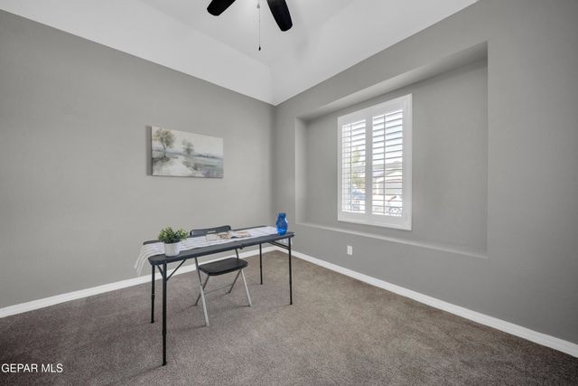 905 Betton Place, El Paso, TX 79915