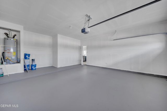 905 Betton Place, El Paso, TX 79915