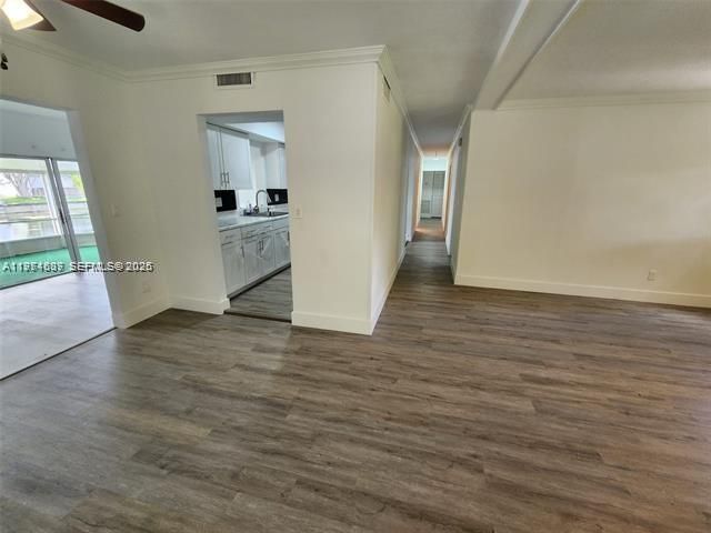 6900 NW 78th St, Tamarac, FL 33321