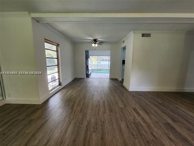 6900 NW 78th St, Tamarac, FL 33321