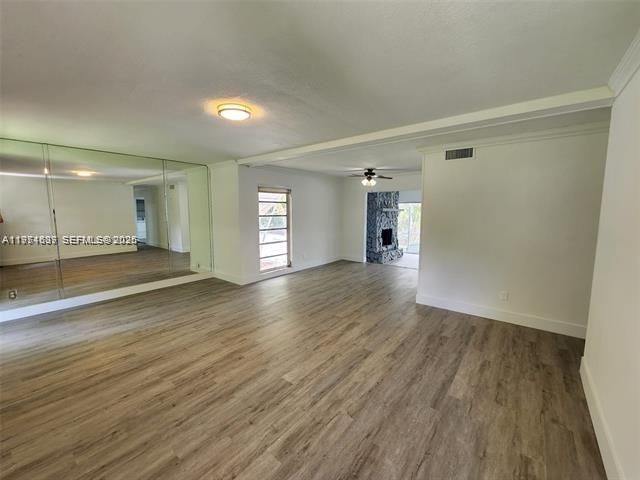 6900 NW 78th St, Tamarac, FL 33321