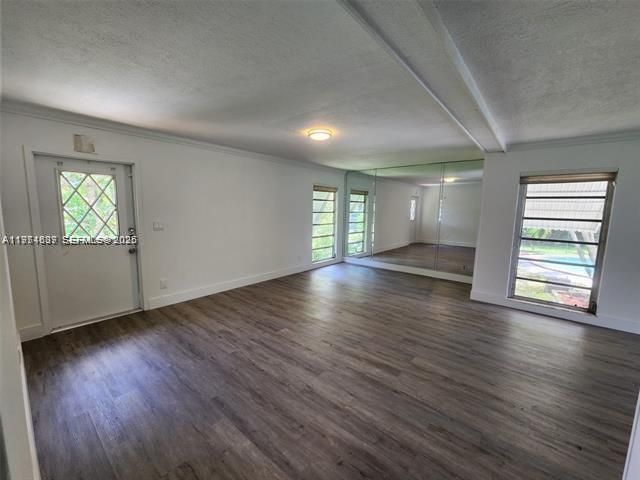 6900 NW 78th St, Tamarac, FL 33321