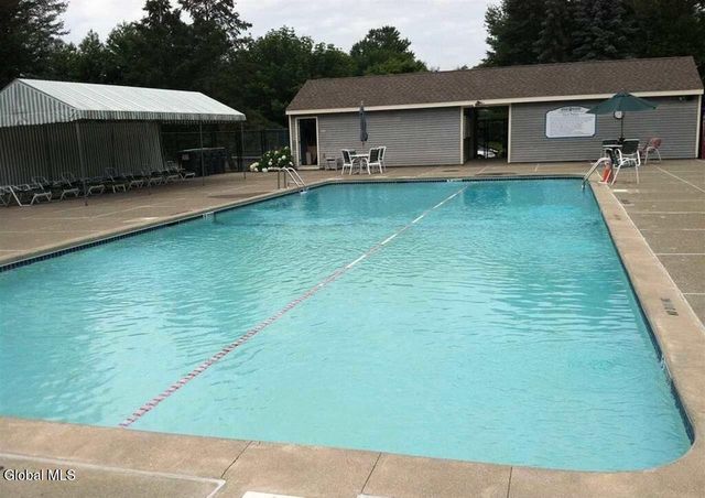 139 Monmouth Way 139, Halfmoon, NY 12065