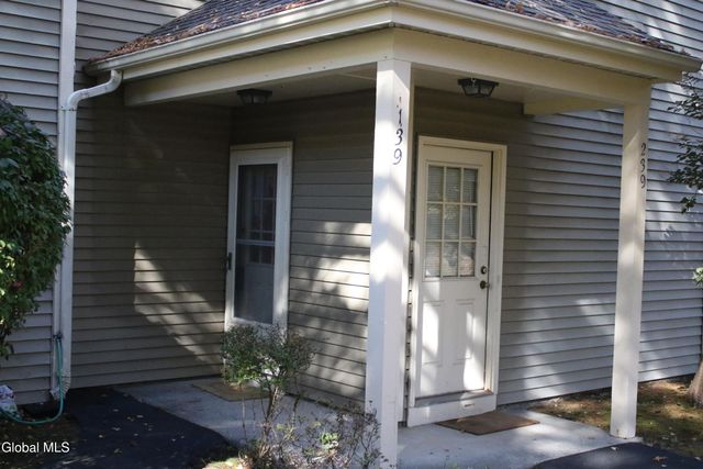 139 Monmouth Way 139, Halfmoon, NY 12065