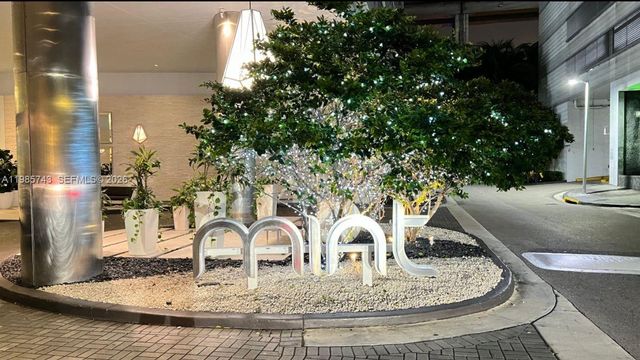 92 SW 3rd St 2510, Miami, FL 33130