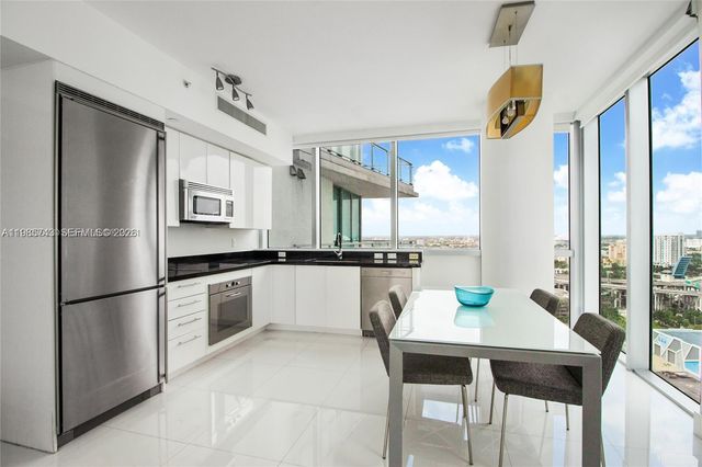 92 SW 3rd St 2510, Miami, FL 33130