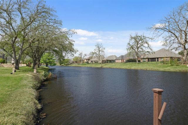 32418 Watersmeet Street, Fulshear, TX 77441