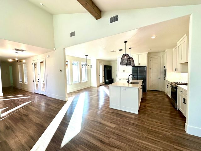 4816 7th Street, Lubbock, TX 79416