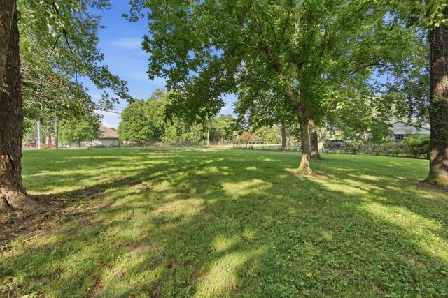 2520 Pennington Bend Rd, Nashville, TN 37214