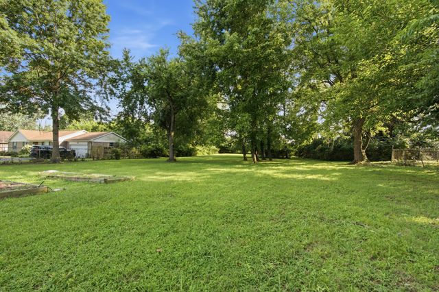 2520 Pennington Bend Rd, Nashville, TN 37214